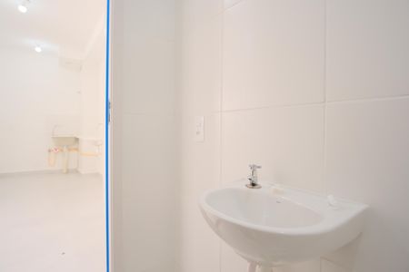 Apartamento para alugar com 34m², 2 quartos e sem vagaBanheiro