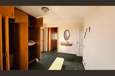 Apartamento para alugar com 117m², 3 quartos e 2 vagas