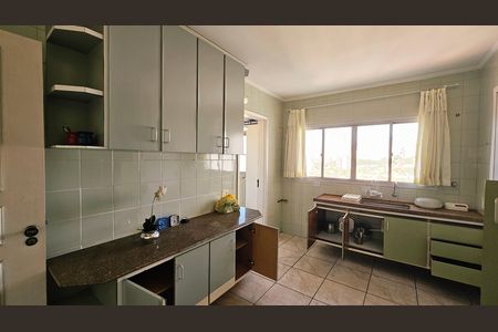 Apartamento para alugar com 117m², 3 quartos e 2 vagas