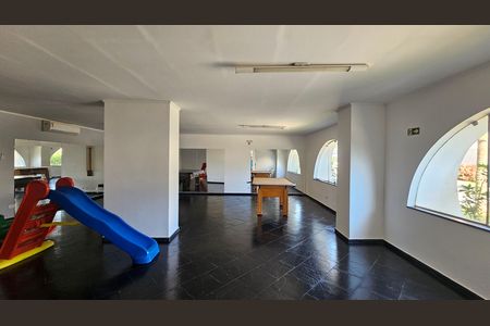 Apartamento para alugar com 117m², 3 quartos e 2 vagas
