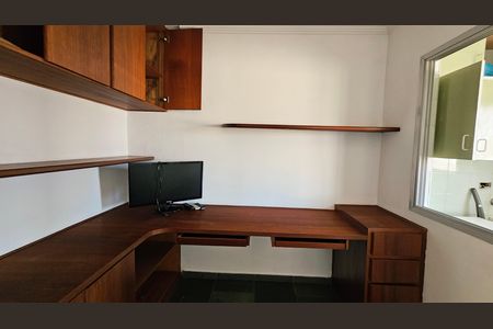 Apartamento para alugar com 117m², 3 quartos e 2 vagas