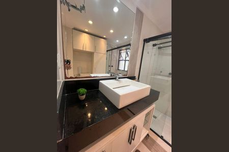 Studio para alugar com 38m², 1 quarto e 1 vaga Studio para alugar com 38m², 1 quarto e 1 vagaBanheiro