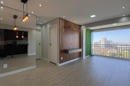 Sala de apartamento à venda com 2 quartos, 62m² em Vila Leonor, Guarulhos