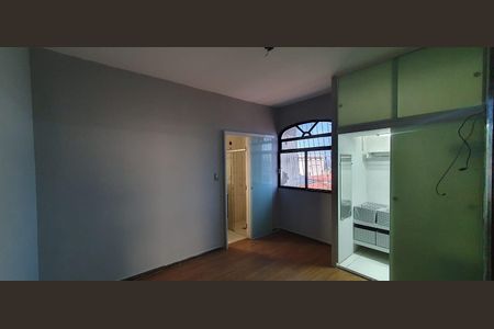 Apartamento para alugar com 120m², 3 quartos e 1 vaga Apartamento para alugar com 120m², 3 quartos e 1 vagaQuarto