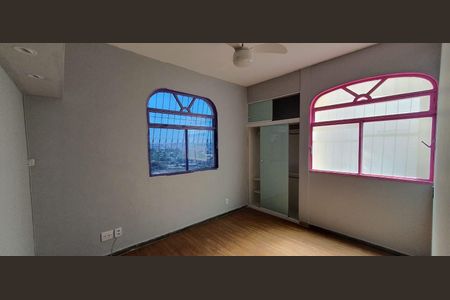Quarto de apartamento para alugar com 3 quartos, 120m² em Nova Suíça, Belo Horizonte