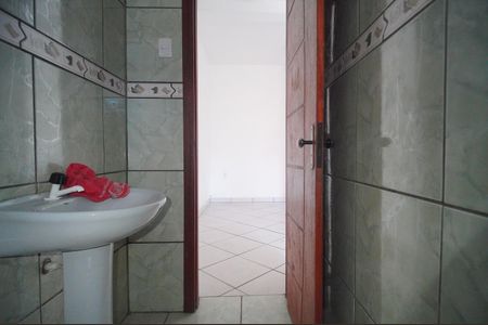 Apartamento para alugar com 65m², 2 quartos e sem vagaBanheiro