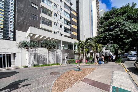 Apartamento à venda com 77m², 2 quartos e 2 vagasFachada
