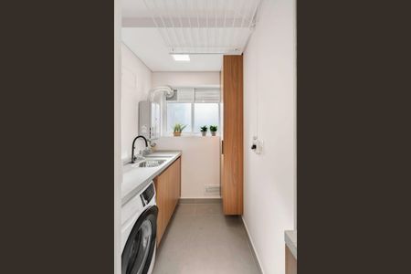 Apartamento à venda com 77m², 2 quartos e 2 vagasÁrea de serviço