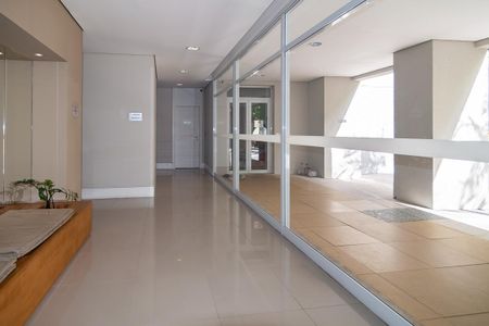 Apartamento à venda com 77m², 2 quartos e 2 vagasHall Entrada