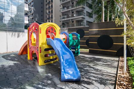 Apartamento à venda com 77m², 2 quartos e 2 vagasPlayground