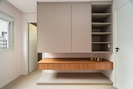 Apartamento à venda com 77m², 2 quartos e 2 vagasQuarto
