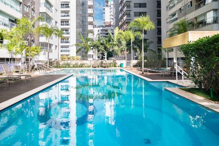 Apartamento à venda com 77m², 2 quartos e 2 vagasPiscina