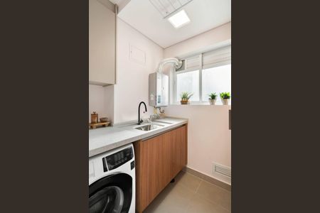 Apartamento à venda com 77m², 2 quartos e 2 vagasÁrea de serviço