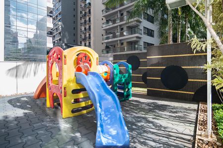 Apartamento à venda com 77m², 2 quartos e 2 vagasPlayground