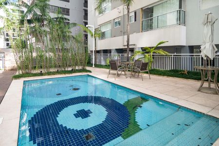 Apartamento à venda com 77m², 2 quartos e 2 vagasPiscina