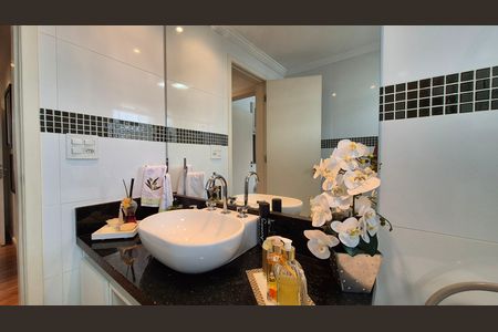 Apartamento à venda com 107m², 3 quartos e 1 vagaBanheiro 