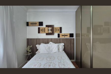 Apartamento à venda com 107m², 3 quartos e 1 vagaQuarto 2