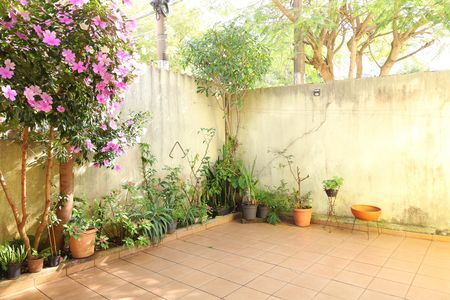 Casa à venda com 200m², 4 quartos e 3 vagasVaranda