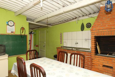 Casa à venda com 200m², 4 quartos e 3 vagasÁrea de Serviço com churrasqueira