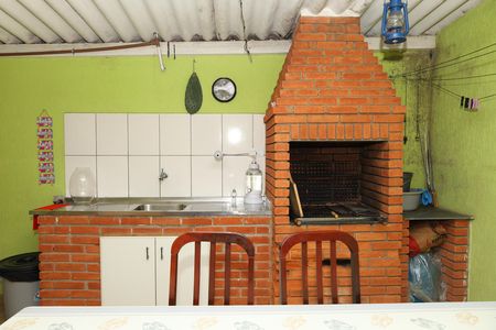 Casa à venda com 200m², 4 quartos e 3 vagasÁrea de Serviço com churrasqueira