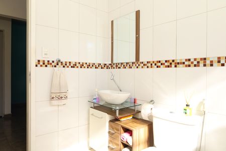 Casa à venda com 200m², 4 quartos e 3 vagasBanheiro 4