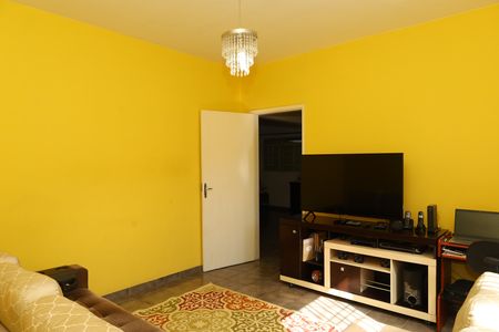 Casa à venda com 200m², 4 quartos e 3 vagasSala 2