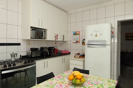 Casa à venda com 200m², 4 quartos e 3 vagasCozinha