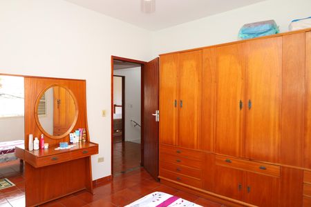 Casa à venda com 200m², 4 quartos e 3 vagasQuarto 3