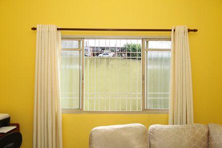 Casa à venda com 200m², 4 quartos e 3 vagasSala 2