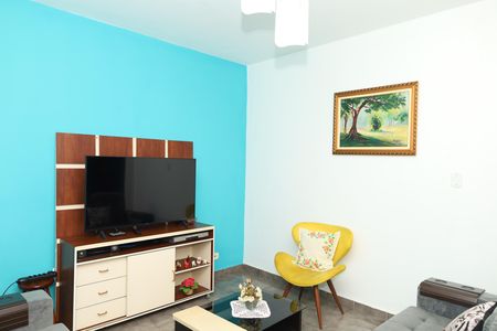 Casa à venda com 200m², 4 quartos e 3 vagasSala