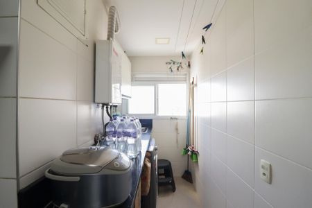 Apartamento à venda com 70m², 2 quartos e 1 vaga Apartamento à venda com 70m², 2 quartos e 1 vagaCozinha e Área de Serviço