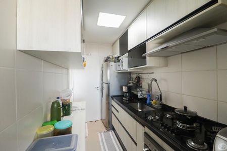 Apartamento à venda com 70m², 2 quartos e 1 vaga Apartamento à venda com 70m², 2 quartos e 1 vagaCozinha e Área de Serviço