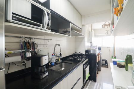 Apartamento à venda com 70m², 2 quartos e 1 vaga Apartamento à venda com 70m², 2 quartos e 1 vagaCozinha e Área de Serviço
