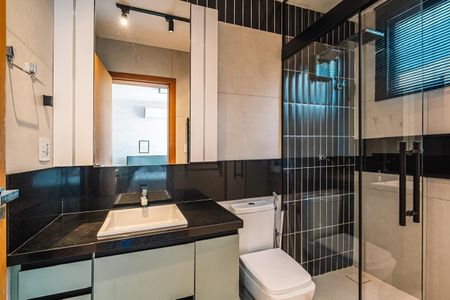 Casa de condomínio para alugar com 548m², 5 quartos e 2 vagasBanheiro
