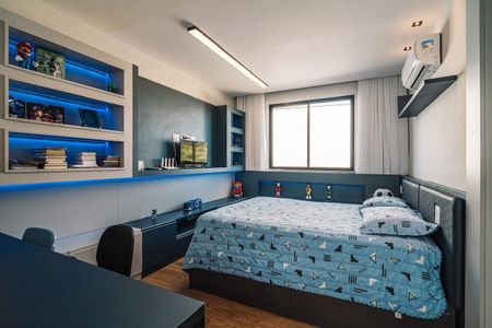 Casa de condomínio para alugar com 548m², 5 quartos e 2 vagasQuarto