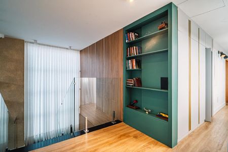 Casa de condomínio para alugar com 548m², 5 quartos e 2 vagasQuarto