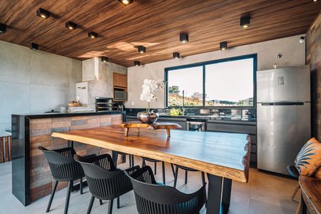 Casa de condomínio para alugar com 548m², 5 quartos e 2 vagasÁrea Gourmet