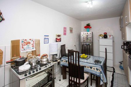 Cozinha Casa 1 de casa à venda com 3 quartos, 240m² em Taboão, Diadema