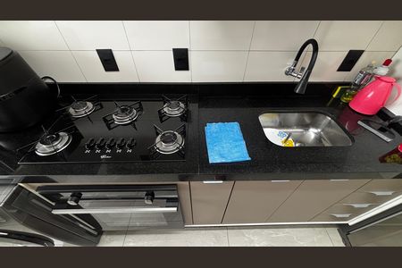 Apartamento à venda com 56m², 2 quartos e 1 vaga Apartamento à venda com 56m², 2 quartos e 1 vagaCozinha