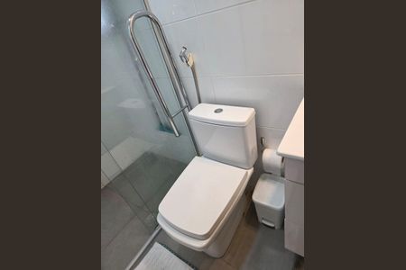 Apartamento para alugar com 65m², 2 quartos e 1 vaga Apartamento para alugar com 65m², 2 quartos e 1 vagaBanheiro