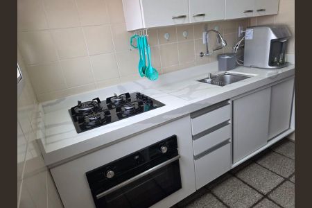 Apartamento para alugar com 65m², 2 quartos e 1 vaga Apartamento para alugar com 65m², 2 quartos e 1 vagaCozinha