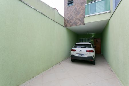 Casa à venda com 100m², 3 quartos e 2 vagas Casa à venda com 100m², 3 quartos e 2 vagasGaragem