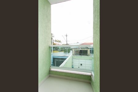 Casa à venda com 100m², 3 quartos e 2 vagas Casa à venda com 100m², 3 quartos e 2 vagasVaranda da Suíte