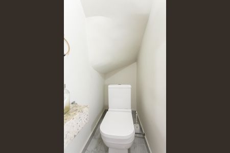Casa à venda com 100m², 3 quartos e 2 vagas Casa à venda com 100m², 3 quartos e 2 vagasLavabo