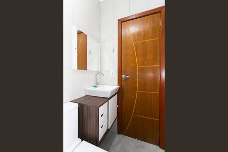 Casa à venda com 100m², 3 quartos e 2 vagas Casa à venda com 100m², 3 quartos e 2 vagasBanheiro 2