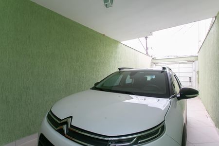 Casa à venda com 100m², 3 quartos e 2 vagas Casa à venda com 100m², 3 quartos e 2 vagasGaragem