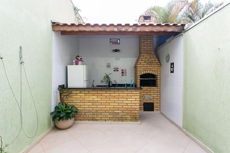 Casa à venda com 100m², 3 quartos e 2 vagas Casa à venda com 100m², 3 quartos e 2 vagasÁrea Externa