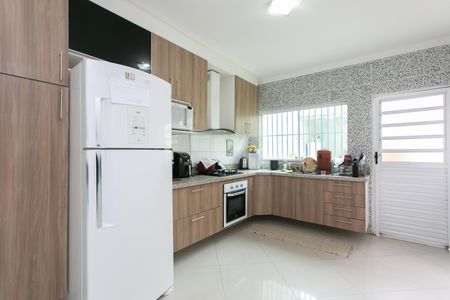 Casa à venda com 100m², 3 quartos e 2 vagas Casa à venda com 100m², 3 quartos e 2 vagasCozinha - Armários