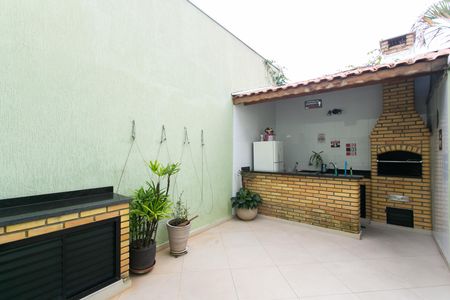 Casa à venda com 100m², 3 quartos e 2 vagas Casa à venda com 100m², 3 quartos e 2 vagasÁrea Externa