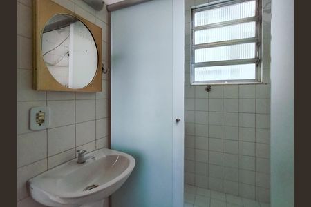 Apartamento à venda com 28m², 1 quarto e sem vaga Apartamento à venda com 28m², 1 quarto e sem vagaBanheiro Corredor